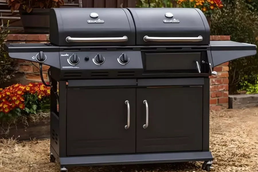 small barbecue grill